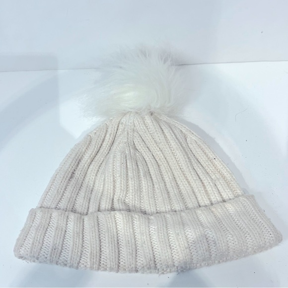 J crew, pom-pom hat - Picture 1 of 2